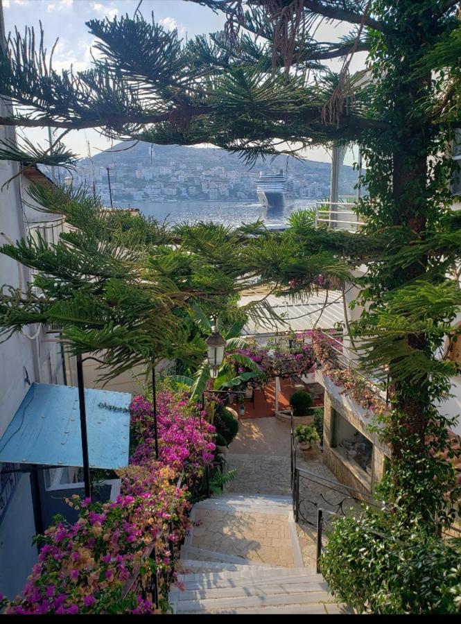 סרנדה Fjora Rooms מראה חיצוני תמונה